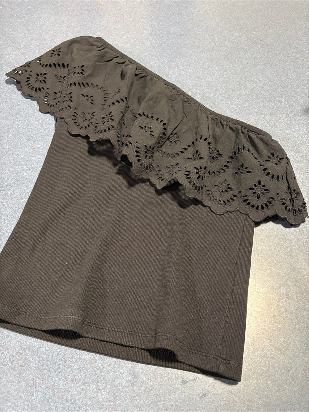 Old Navy Black One-Shoulder Eyelet Ruffle Tank